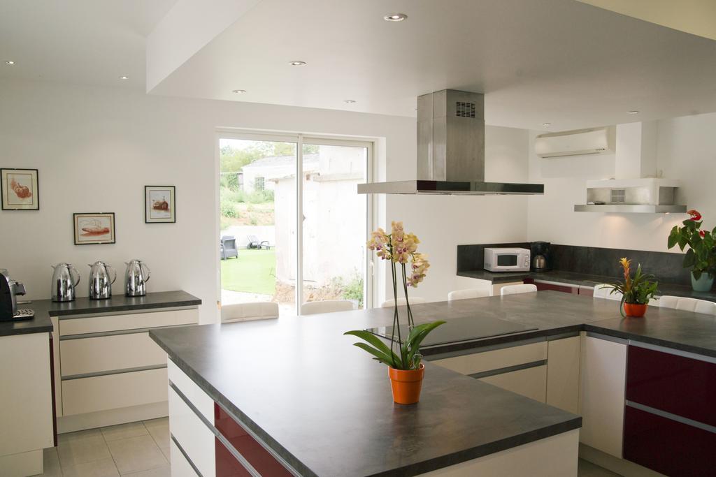 Moulin Des Tours Bed & Breakfast Barbaste ภายนอก รูปภาพ