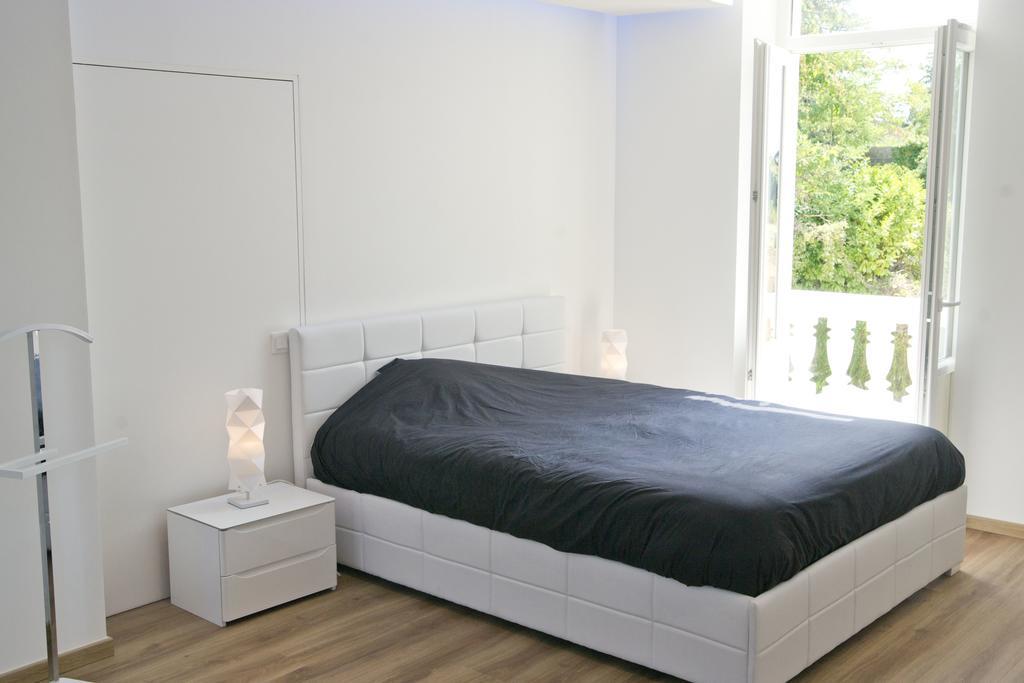 Moulin Des Tours Bed & Breakfast Barbaste ห้อง รูปภาพ