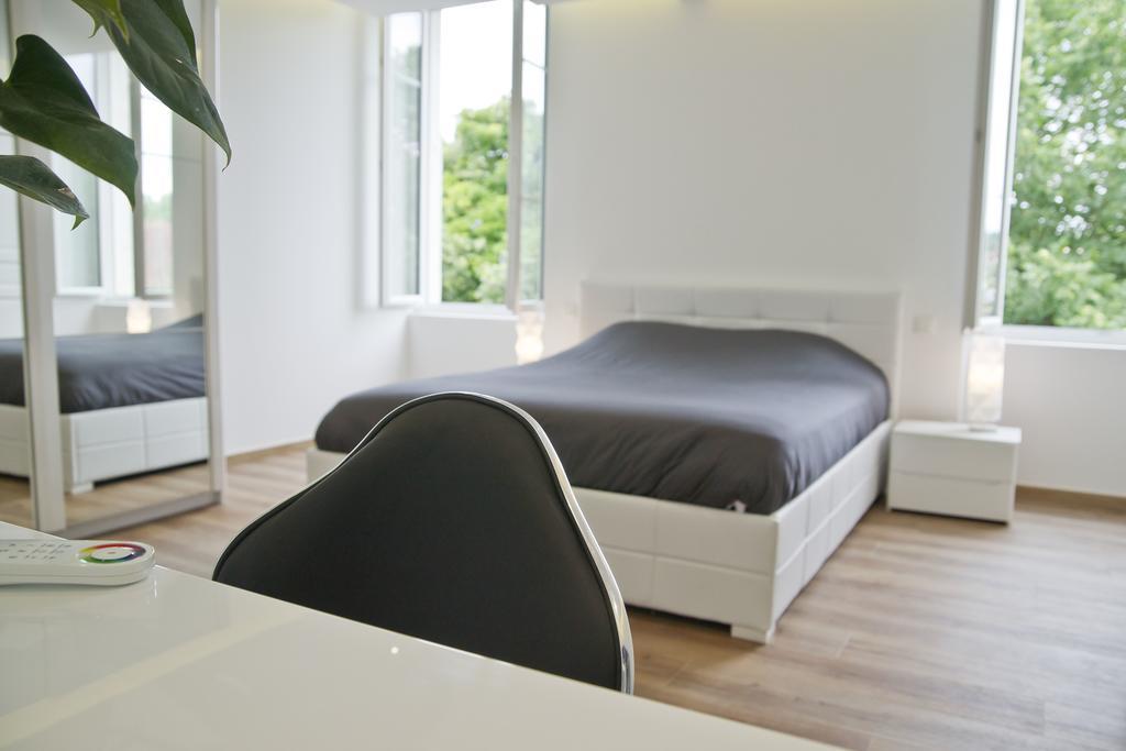 Moulin Des Tours Bed & Breakfast Barbaste ห้อง รูปภาพ