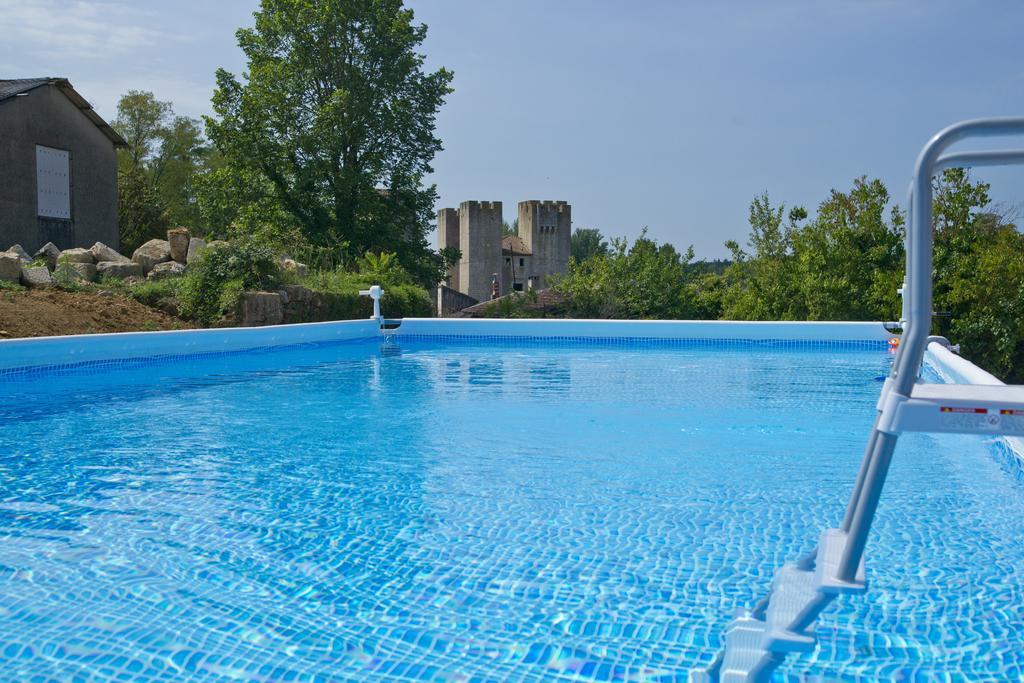 Moulin Des Tours Bed & Breakfast Barbaste ภายนอก รูปภาพ
